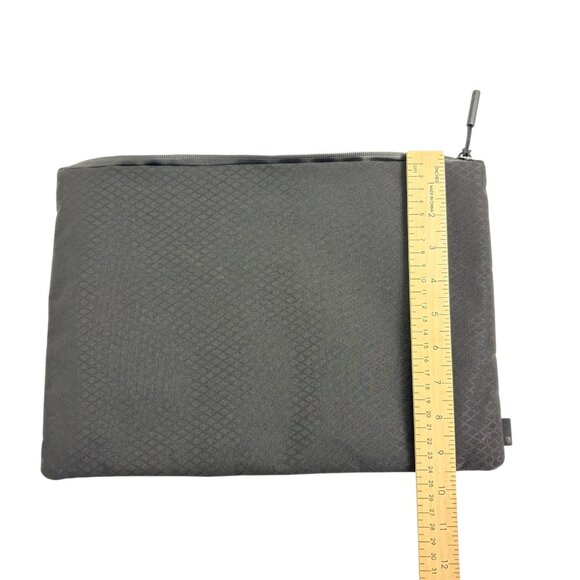 Incase Black Sleeve Case for 13” MacBook Laptop - Picture 7 of 7